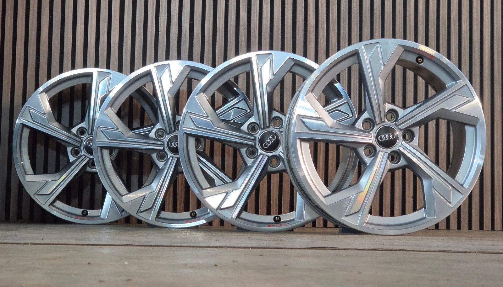 Nette 18" Orig AUDI Sport A3 Velgen 5x112 Q2 Q3 TT Golf, Gebruikt, Velg(en), Ophalen of Verzenden, Audi