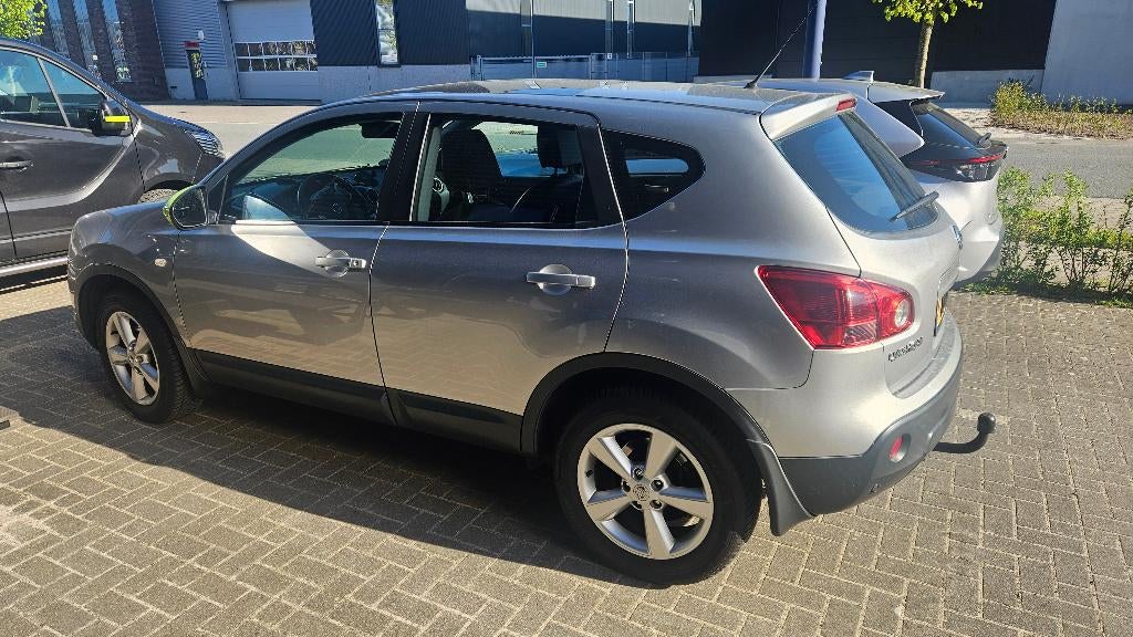 Nissan Qashqai 2.0 2WD 2007 Grijs, Voorwielaandrijving, Zwart, 4 cilinders, Handgeschakeld