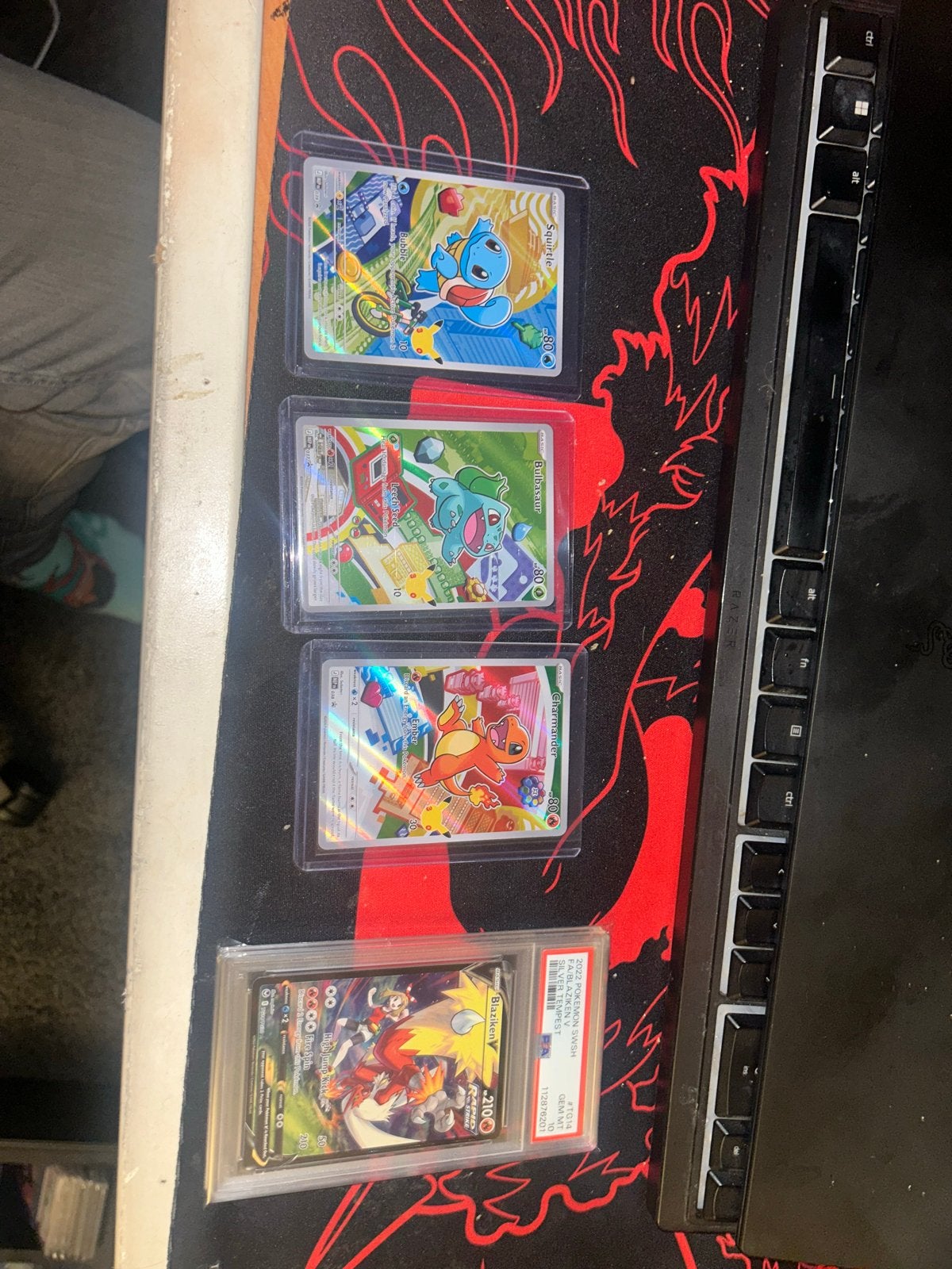 Pokémon kaarten bulbasaur, Charmander,squirtle.Blaziken, Ophalen of Verzenden, Zo goed als nieuw, Meerdere kaarten
