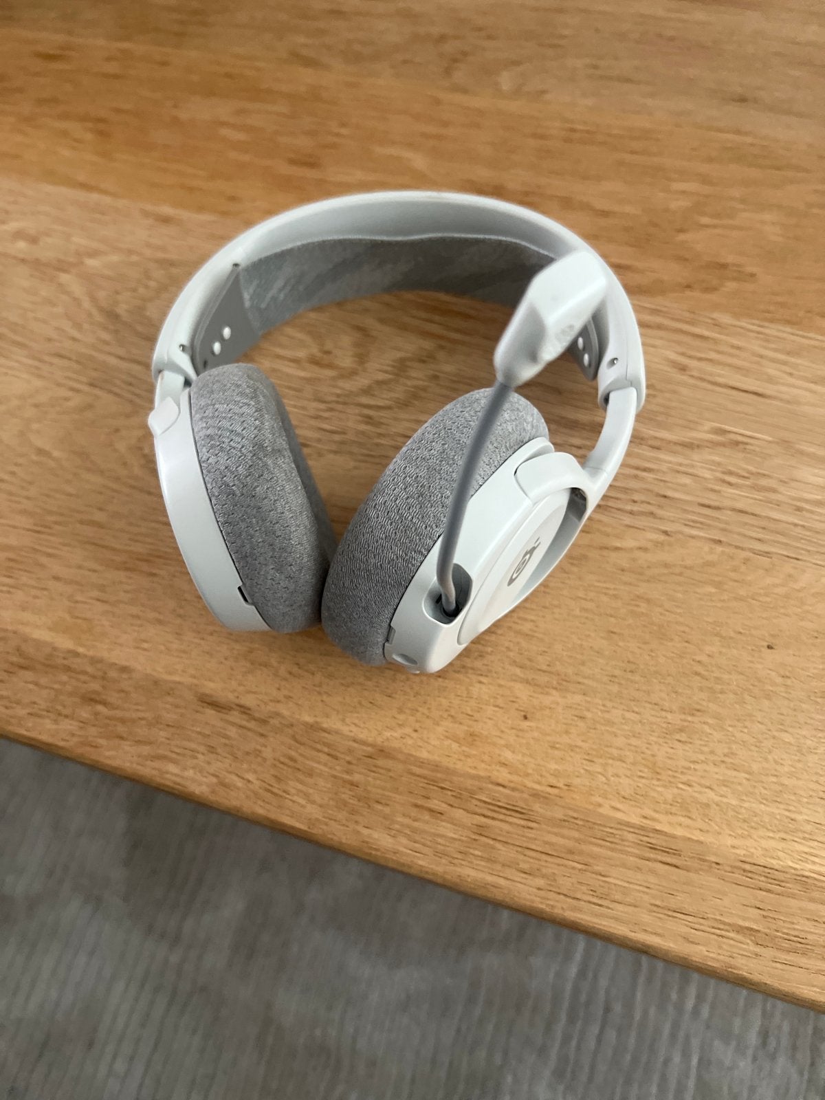 SteelSeries Arctis Nova Gaming Headset met draad, Gaming, Ophalen of Verzenden, Zo goed als nieuw, Wit