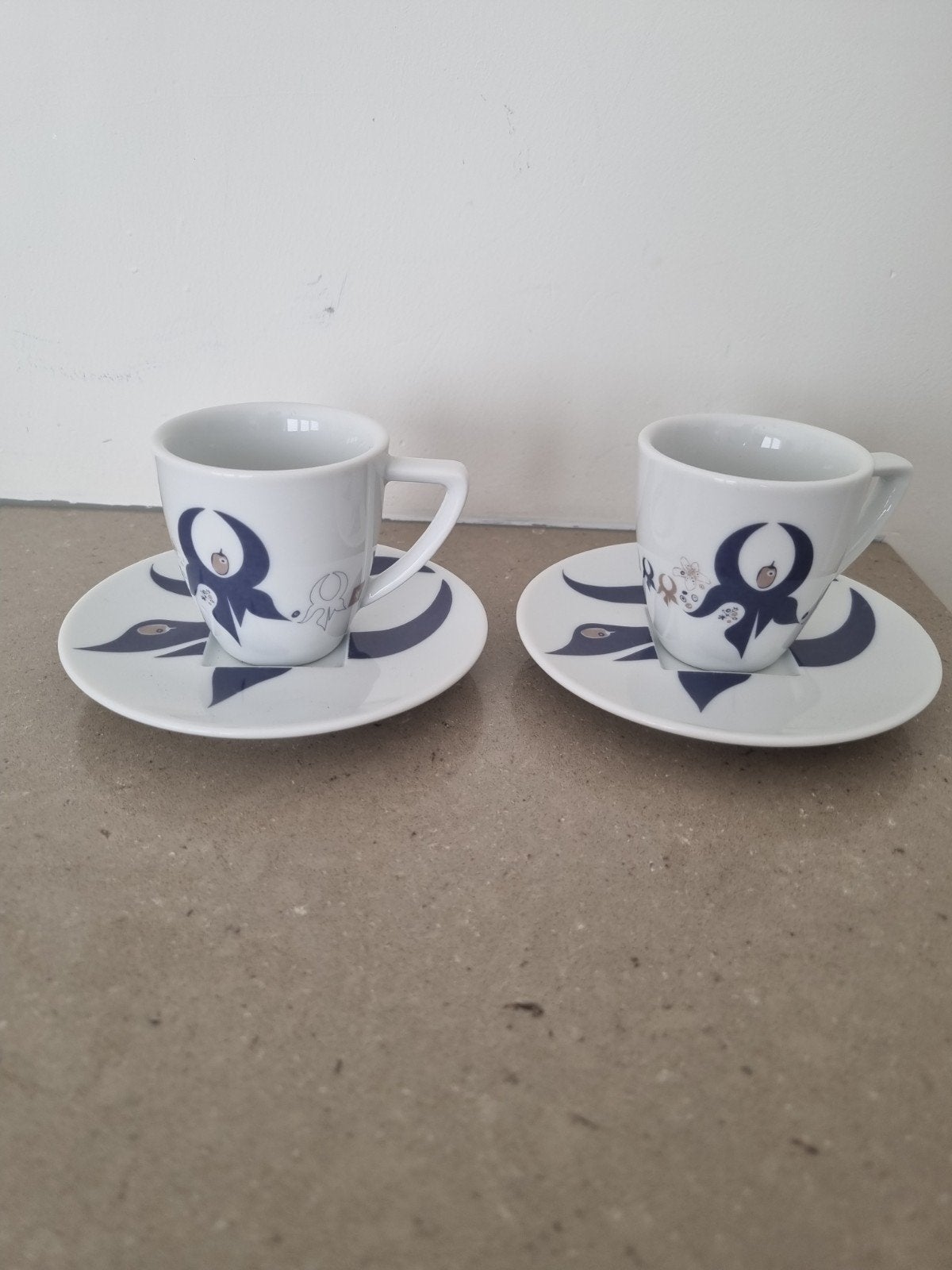 Nespresso espresso kopjes met schotels - 2 stuks, Ophalen of Verzenden