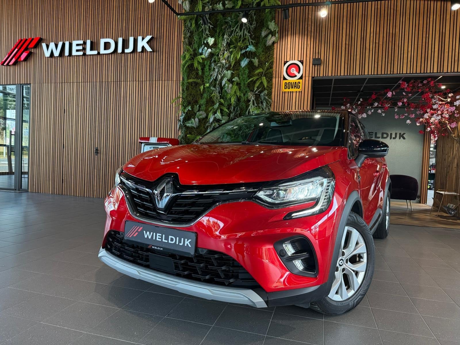 Renault Captur 1.6 E-Tech Plug-in Hybrid 160 Intens Camera K, Auto's, Renault, Dealer onderhouden, Gebruikt, 4 cilinders, Leder en Stof