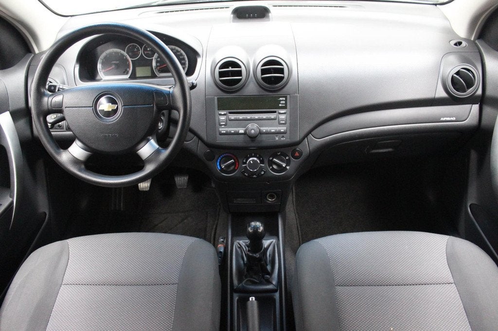 Chevrolet Aveo 1.2 16V LS | Airco | Trekhaak | Goed onderhou, Voorwielaandrijving, Aveo, 4 cilinders, 400 kg