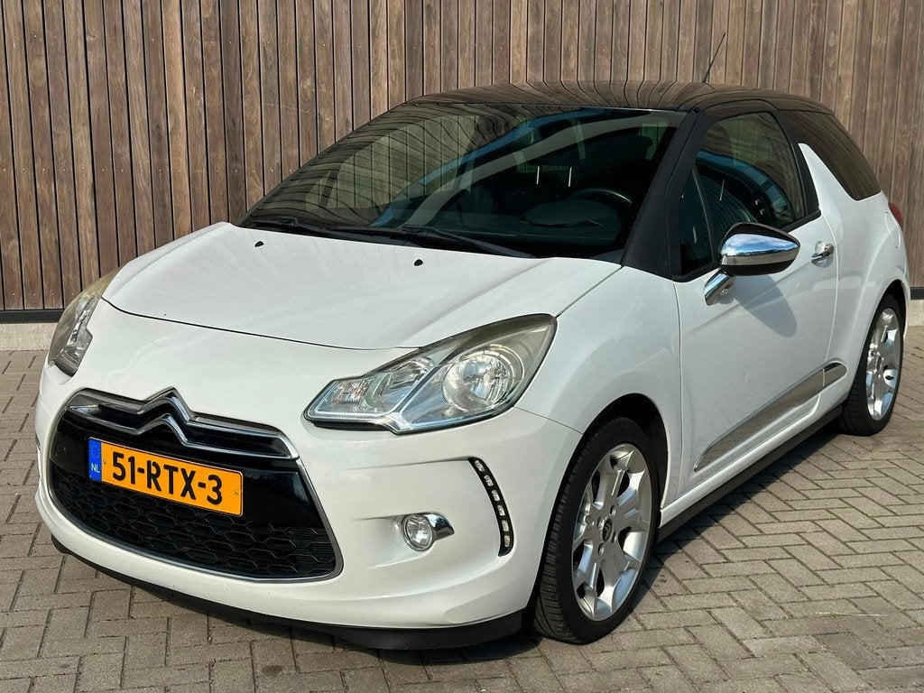 Citroen DS3 1.6 e-HDi | NAVI | CLIMA | LMV |, Auto's, Citroën, Voorwielaandrijving, Euro 5, 28 km/l, Gebruikt