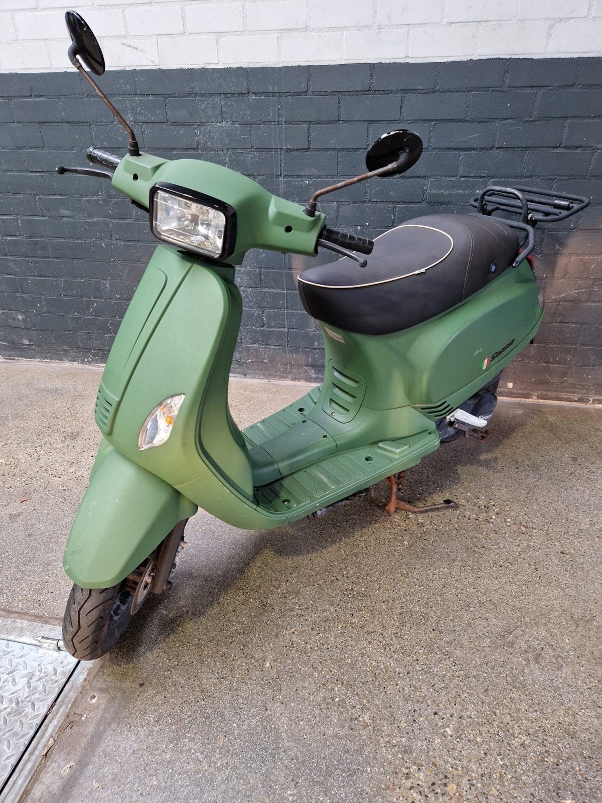 Senza scooter in legergroen - Goed onderhouden, Gebruikt, Benzine, Ophalen, Overige merken