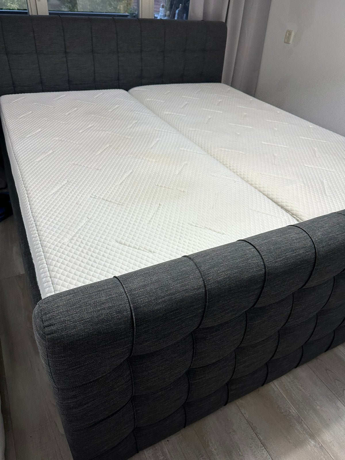 Complete boxspring met matras te koop – 2-persoons, Ophalen, Zo goed als nieuw, Tweepersoons, 180 cm