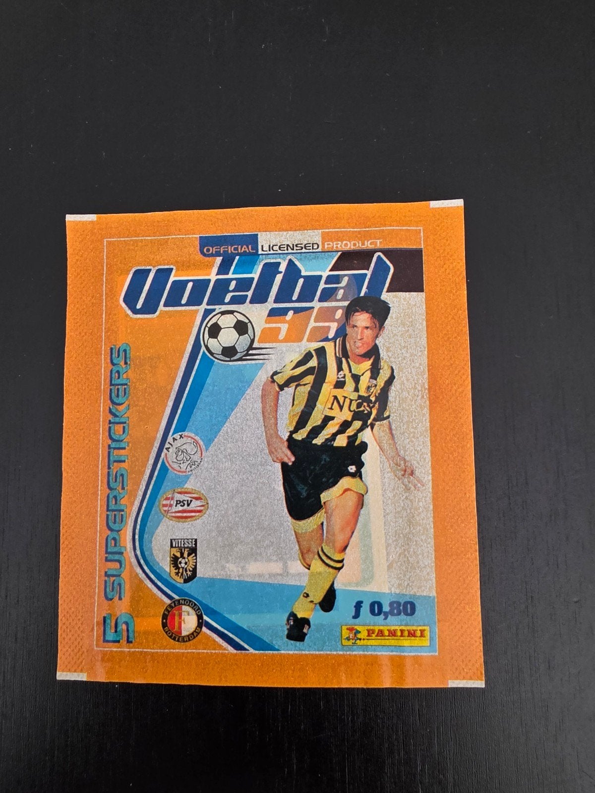 Panini verzegeld zakje Voetbal 99, Verzamelen, Sportartikelen en Voetbal, Verzenden, Zo goed als nieuw, Buitenlandse clubs, Poster, Plaatje of Sticker