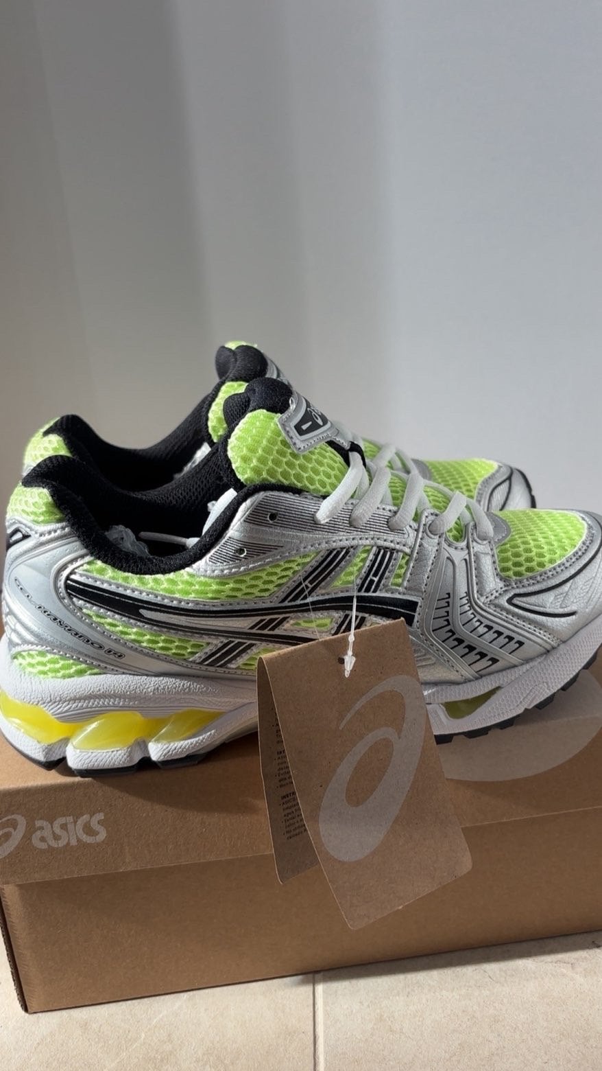 Asics Gel-Kayano 14 Groen - Nieuw in doos, Ophalen of Verzenden, Nieuw, Sneakers of Gympen