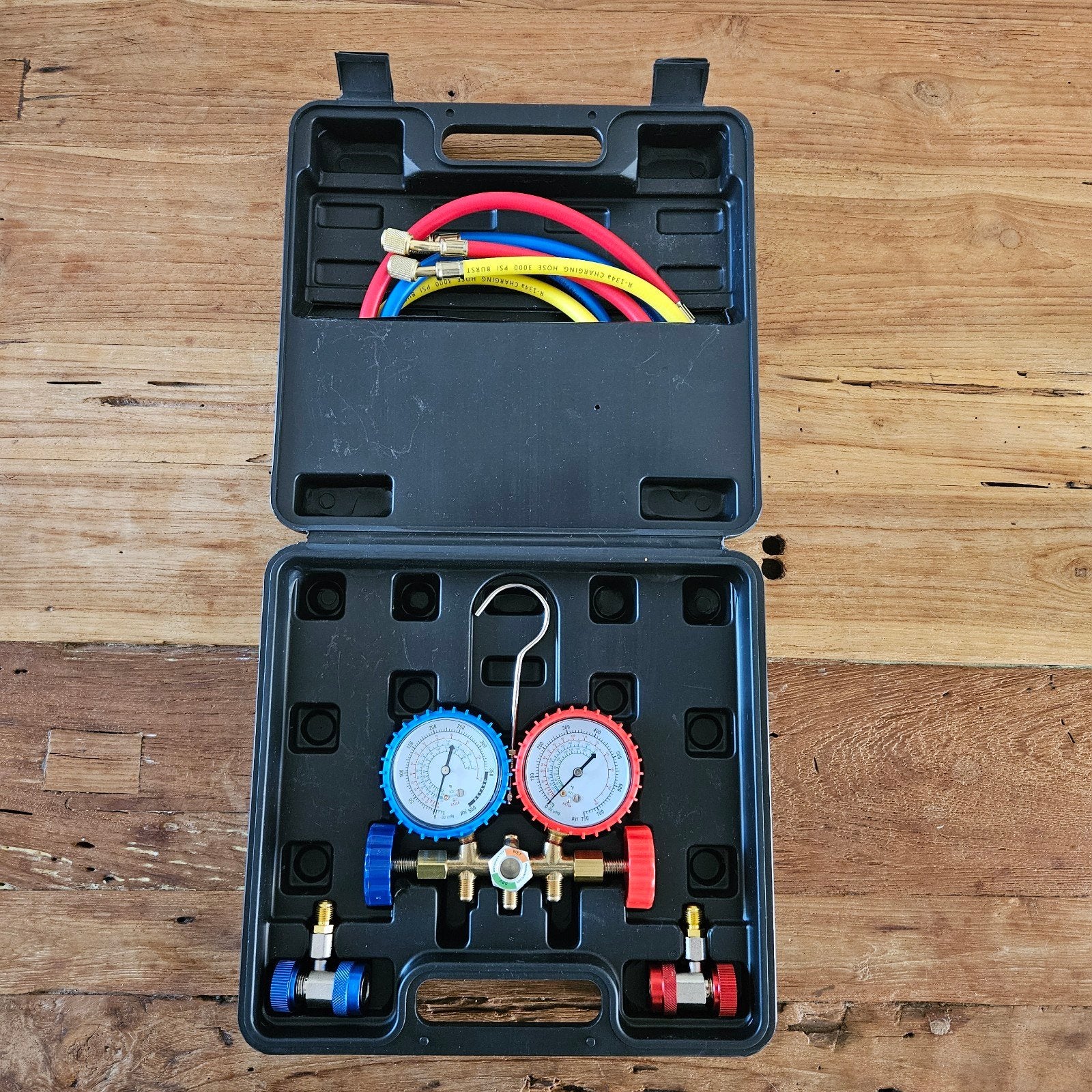 Manifoldmeter set voor auto airco R134a R22 R410a R404a, Ophalen of Verzenden, Zo goed als nieuw
