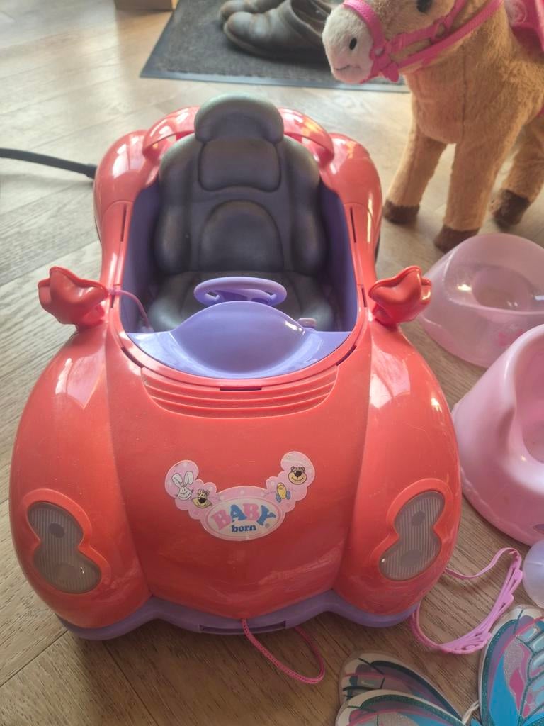 Baby Born Zapf pop met auto en accessoires, Ophalen of Verzenden, Zo goed als nieuw, Babypop