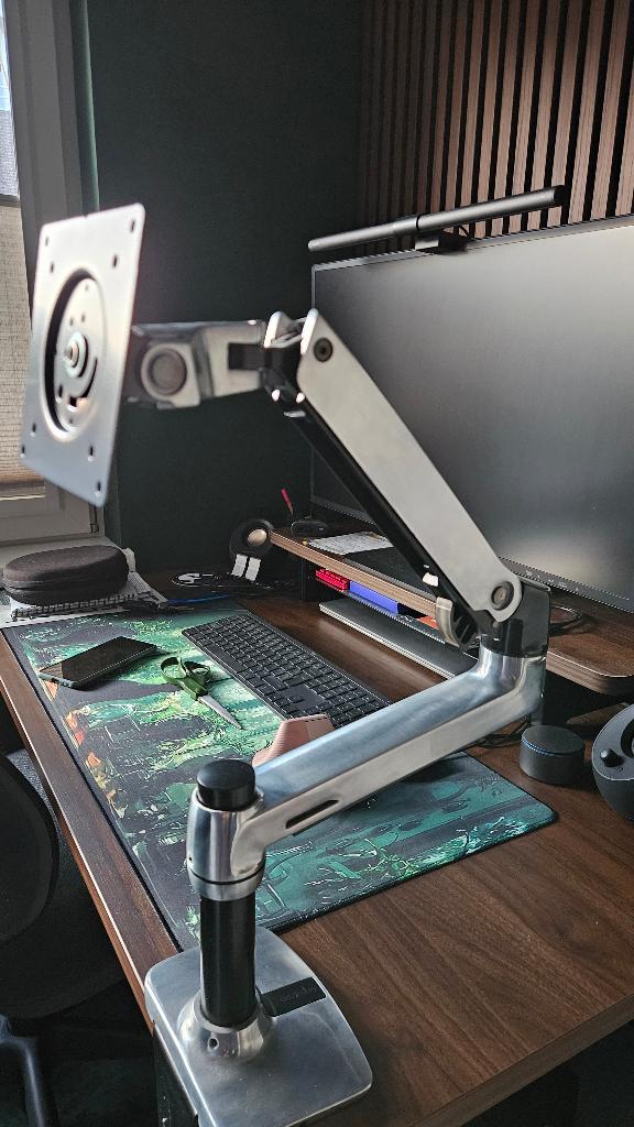 Ergotron LX Desk Monitor Arm (geborsteld aluminium), Computers en Software, Monitoren, Ophalen of Verzenden, Zo goed als nieuw