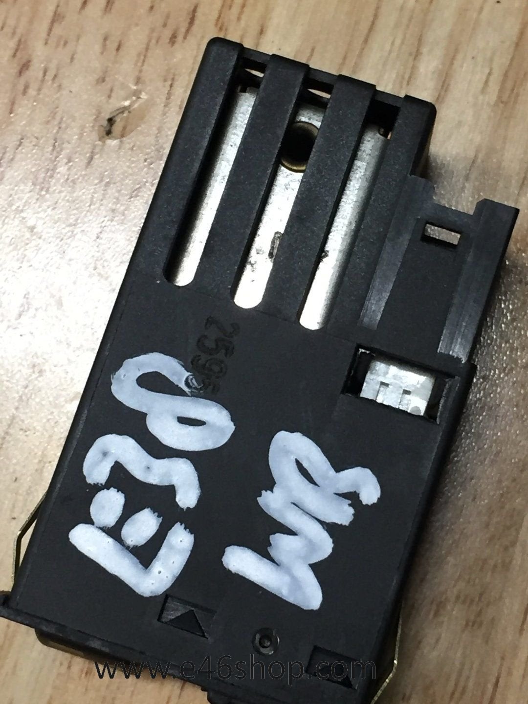 Stoelverwarming knop BMW E38 oem 8352259, Auto-onderdelen, Gebruikt, -, -, Ophalen of Verzenden