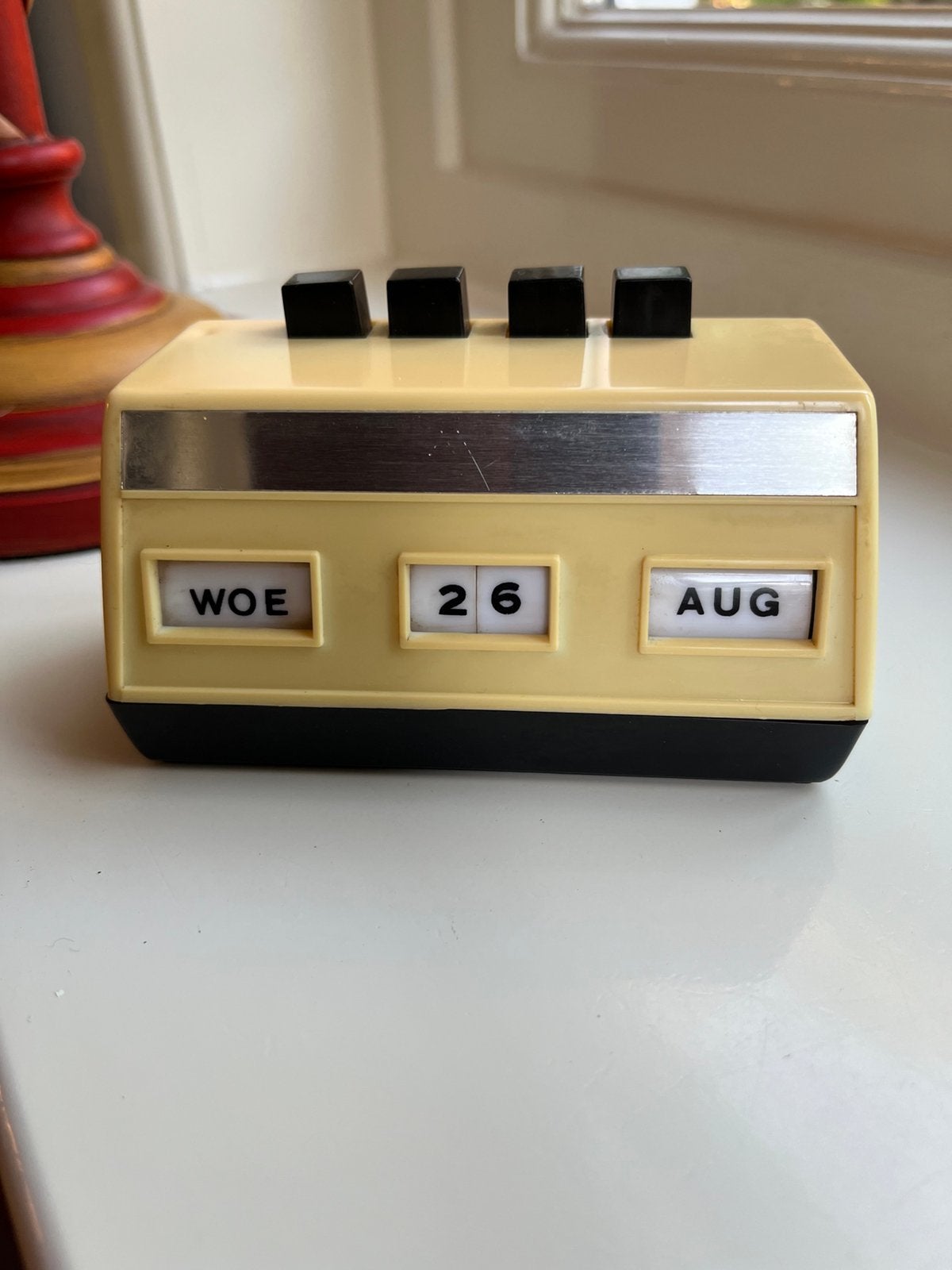 Eeuwigdurende kalender retro met drukknoppen, Ophalen of Verzenden, Huis en Inrichting