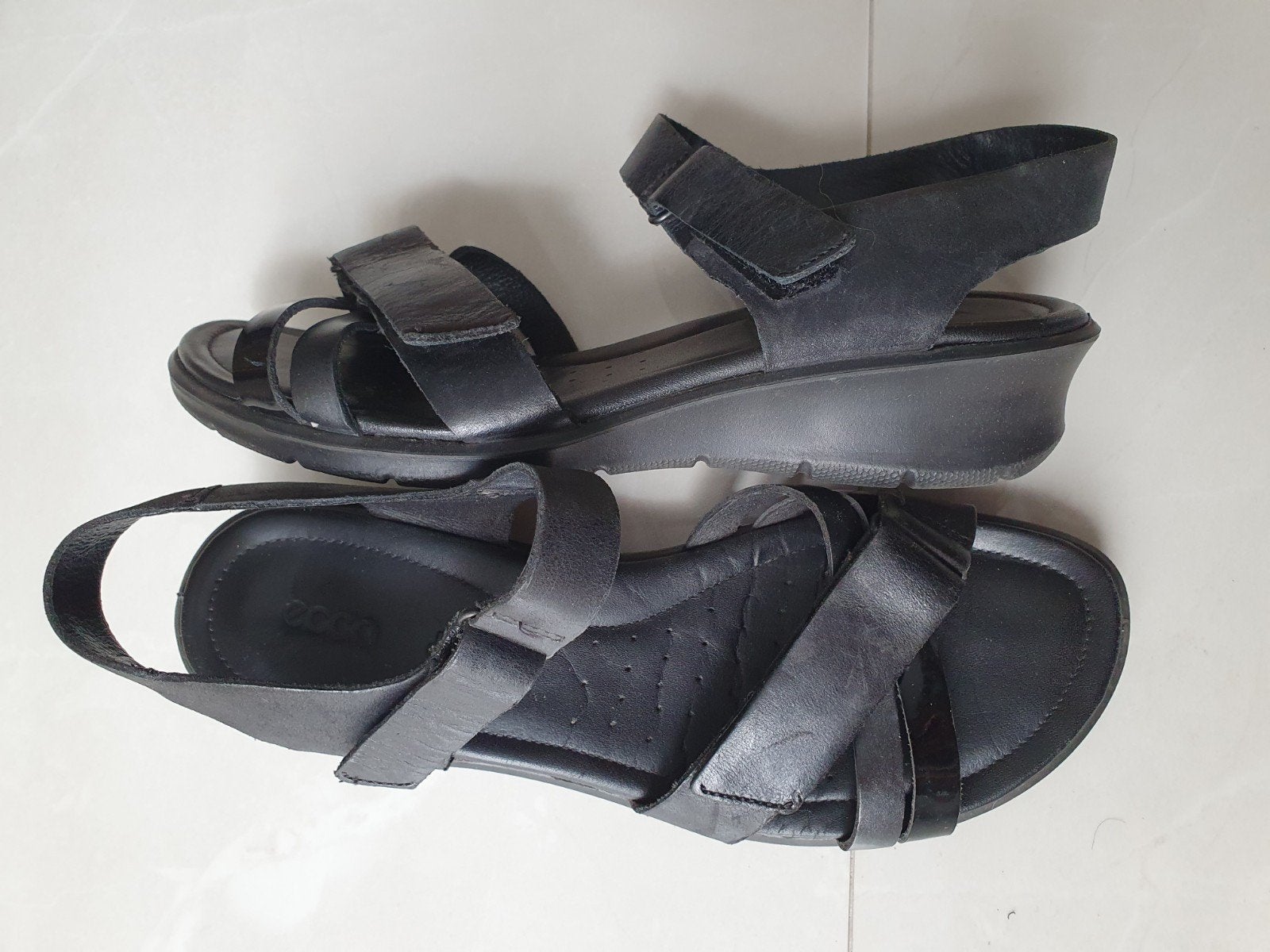 ECCO sandalen maat 39 - Comfortabel en stijlvol, Kleding | Dames, Zwart, ECCO, Zo goed als nieuw, Sandalen of Muiltjes
