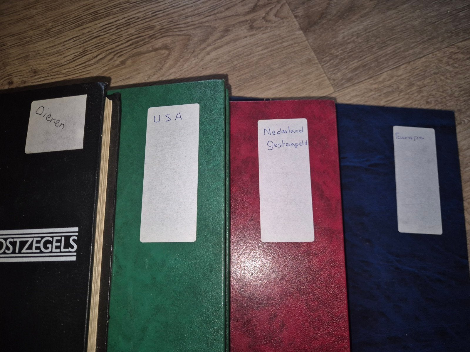 5 Postzegel stockboeken - Diverse verzamelingen, Ophalen of Verzenden