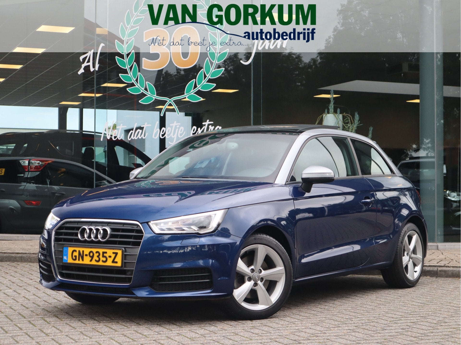 Audi A1 1.4 TFSI Design Pro Line Plus Automaat /Pano / Stoel, Auto's, Euro 6, 4 cilinders, 49 €/maand, Grijs