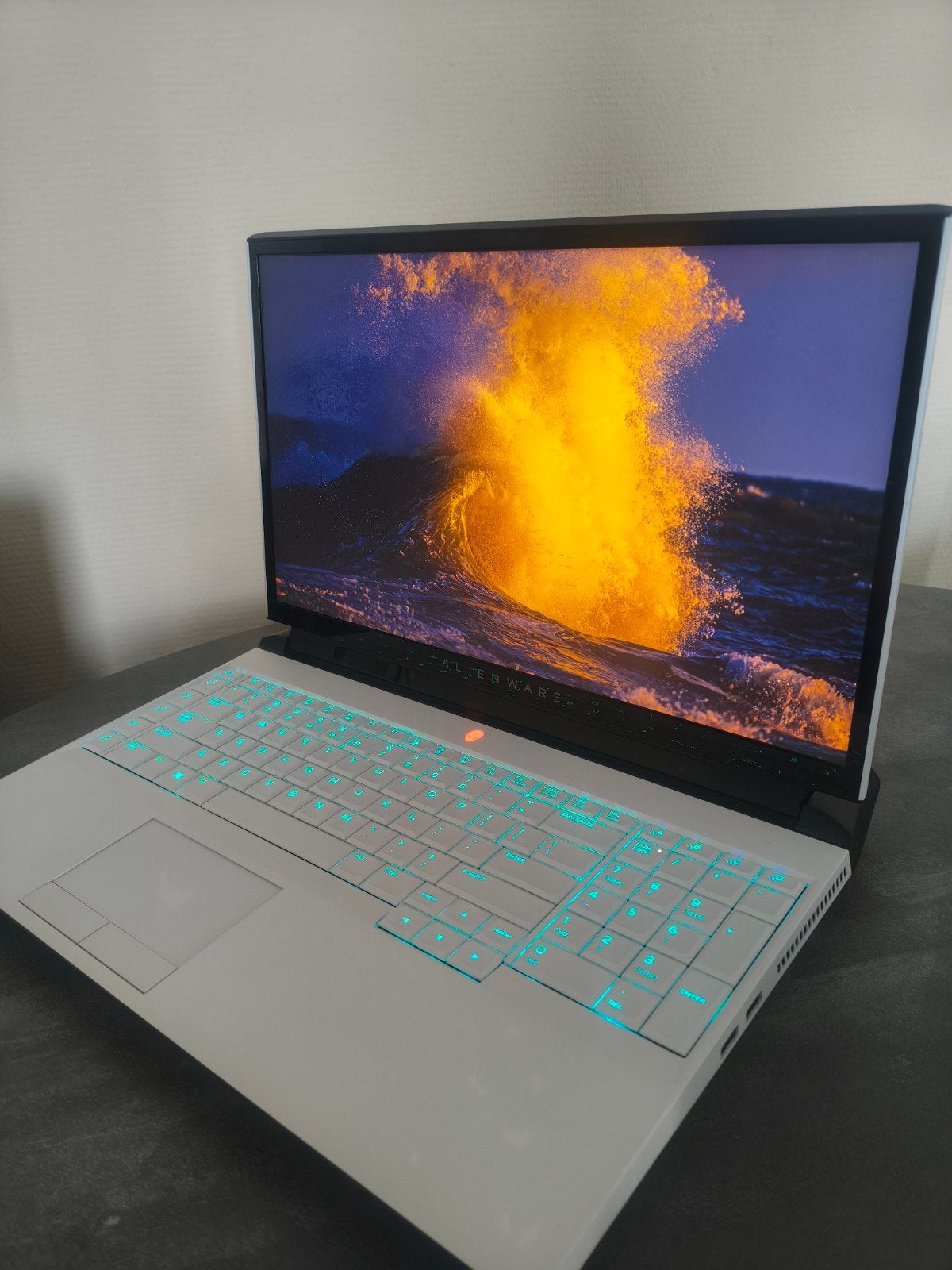 Alienware Area Gaming laptop, Computers en Software, Gebruikt, Met videokaart, Intel i9-9900K, Alienware