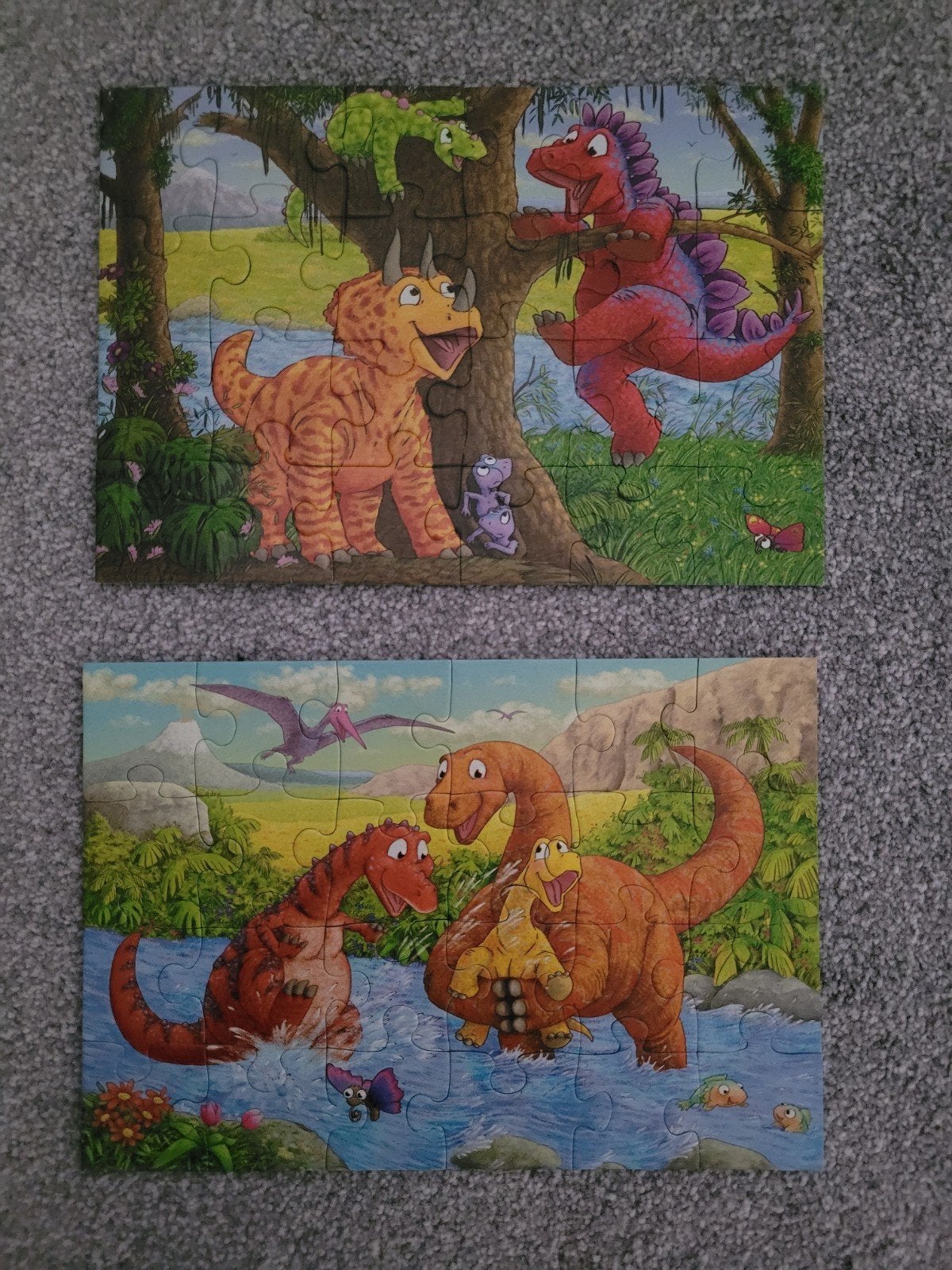 Ravensburger Puzzel 2x24 Stukjes - Land Before Time, Ophalen of Verzenden, 10 tot 50 stukjes, Gebruikt, 4 tot 6 jaar
