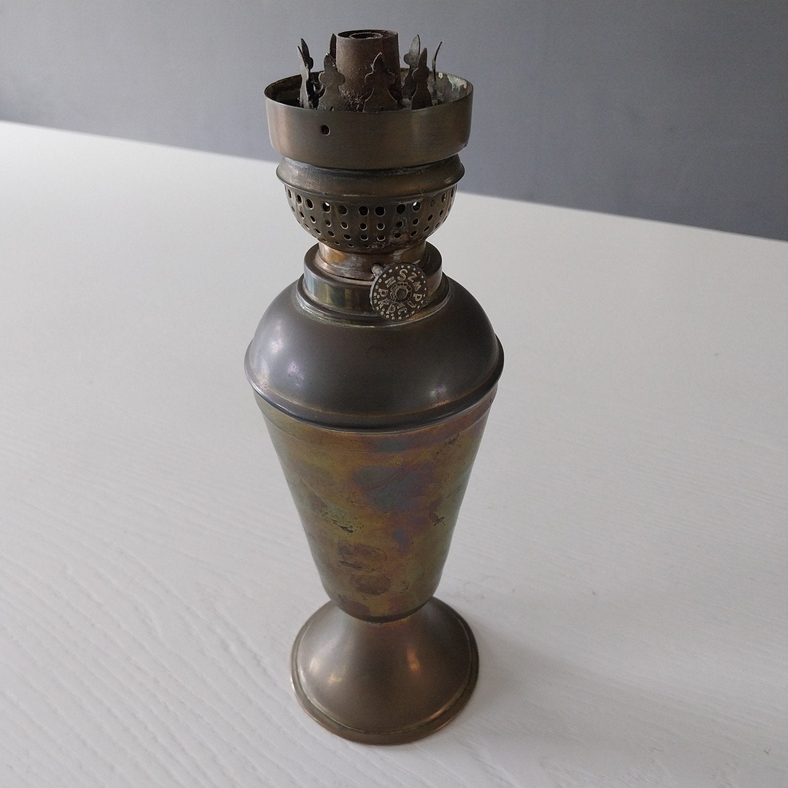 Antieke olielamp van messing, Antiek en Kunst, Ophalen of Verzenden