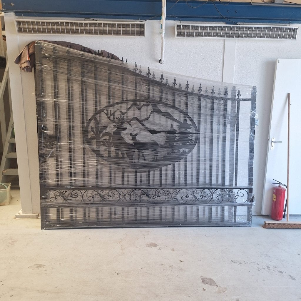 Grote stalen toegangspoort 547 cm – Deer Style – zwart – 230, Ophalen, Met poort, Nieuw, Sierhekwerk