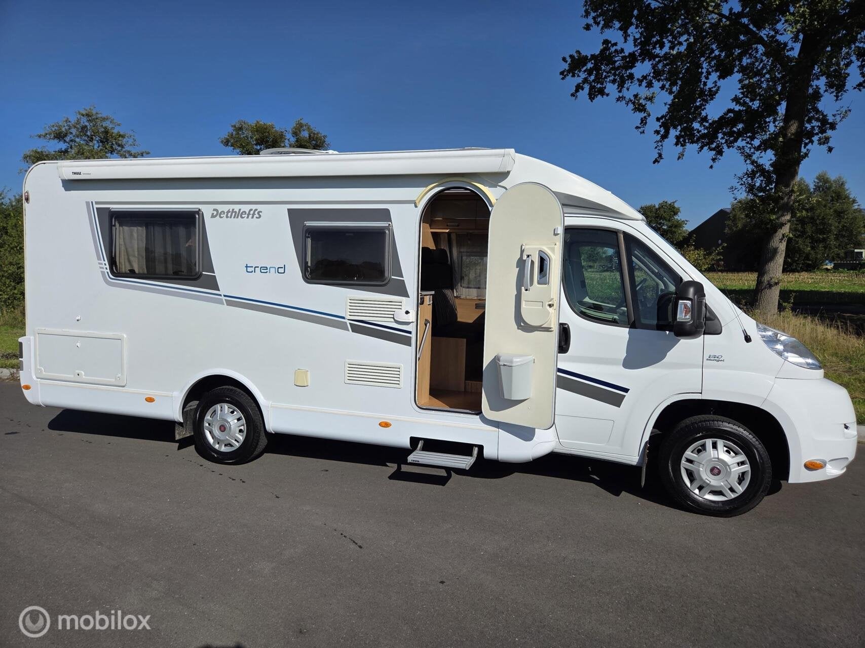Dethleffs Trend T 6857 ☆Automaat-131PK-Queensbed-Euro-5☆, Automaat, 6 tot 7 meter, Bedrijf, Diesel