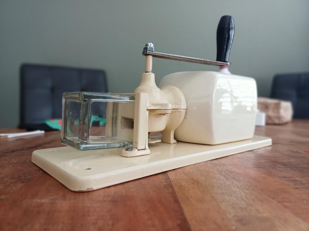 Vintage Douwe Egberts Koffiemolen - Wandmodel, Antiek en Kunst, Antiek | Keukenbenodigdheden, Ophalen of Verzenden