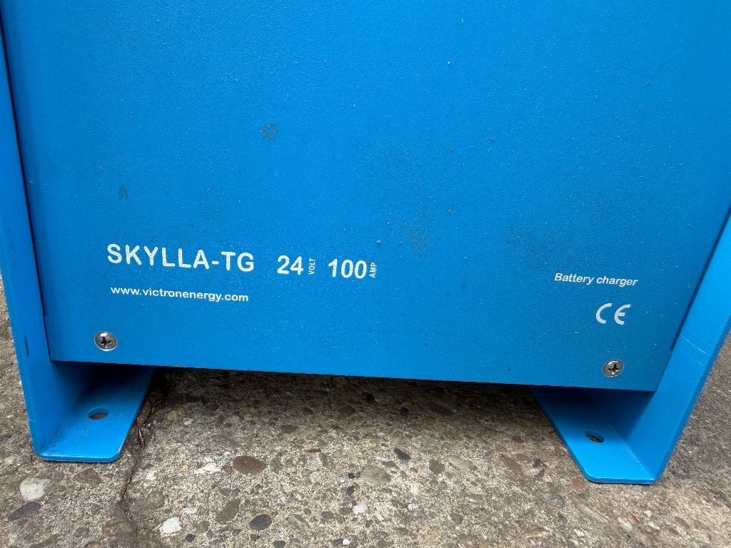 Victron Skylla-TG 24/100 acculader, TG, Ophalen of Verzenden, Zo goed als nieuw, Victron