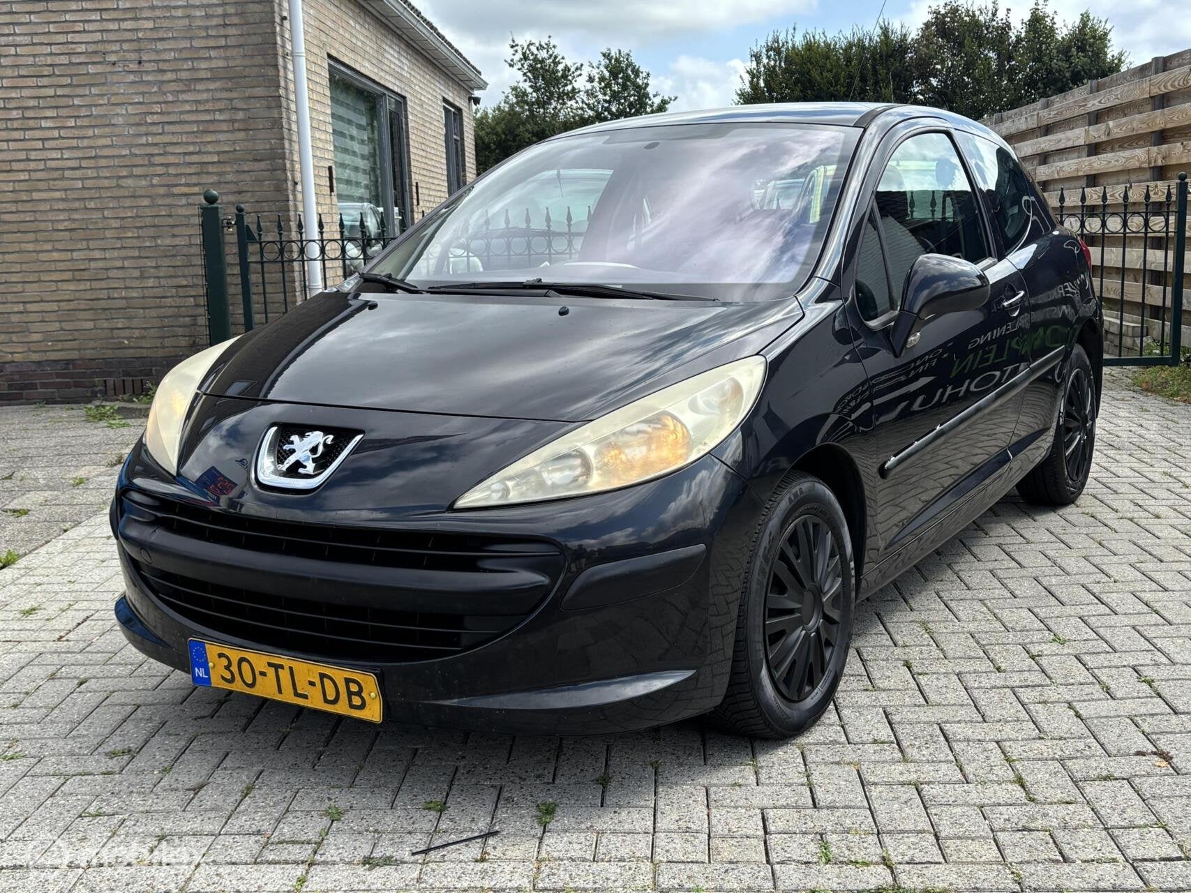 Peugeot 207 1.4-16V XS | nieuwe apk | airco | koopje, Voorwielaandrijving, 4 cilinders, Bedrijf, Handgeschakeld