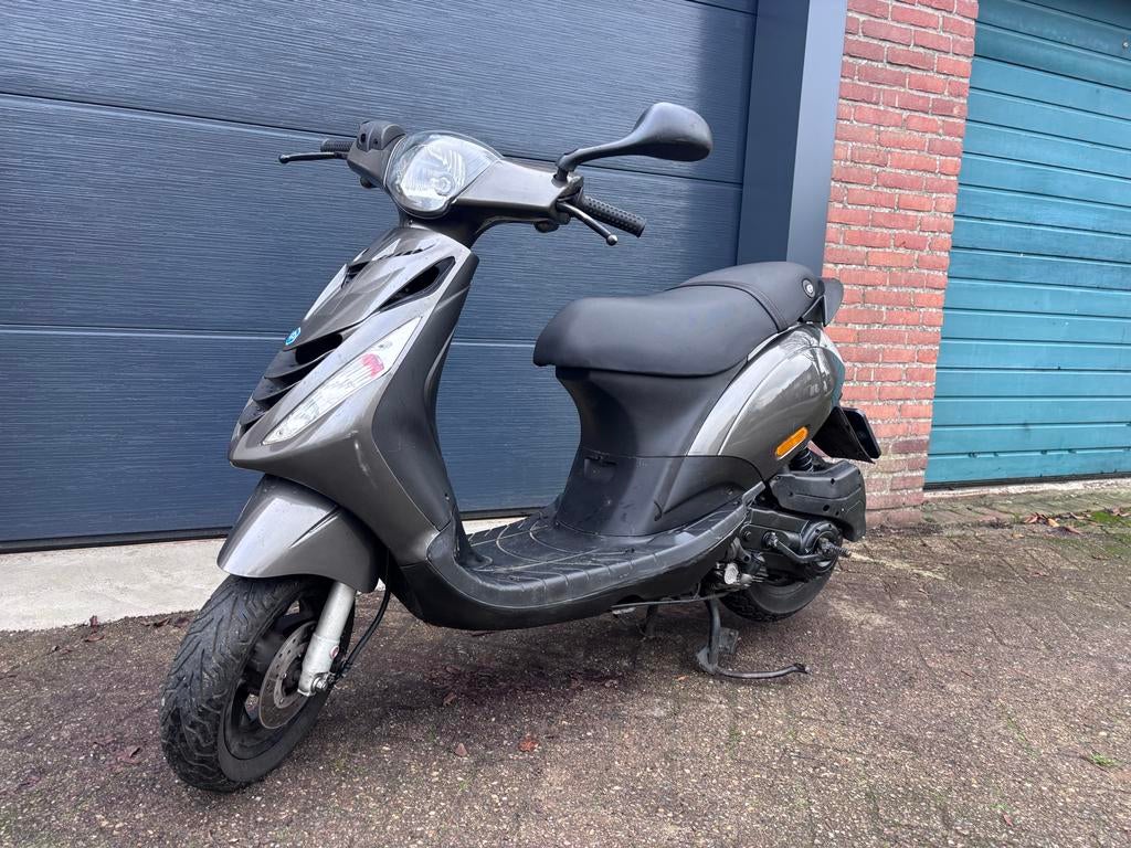 Piaggio Zip 2000 snor, Ophalen, Gebruikt, Benzine, Zip