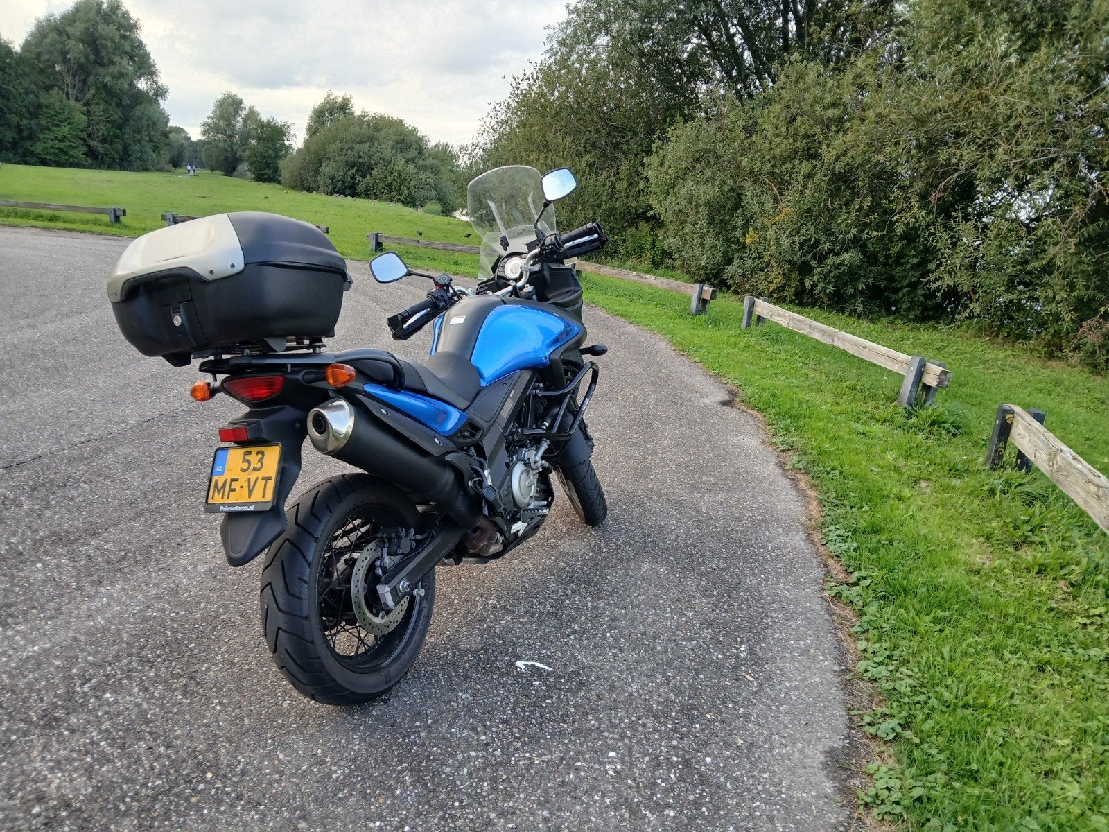 Foto 5 van Suzuki V-Strom 650 – 2015 – 59.000 km met Garanti