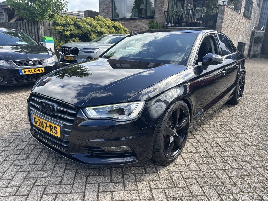 Audi A3 Limousine 1.4 TFSI CoD Ambition Proline S | 19'' wie, Auto's, 12 maanden, Stof, Gebruikt, Euro 6