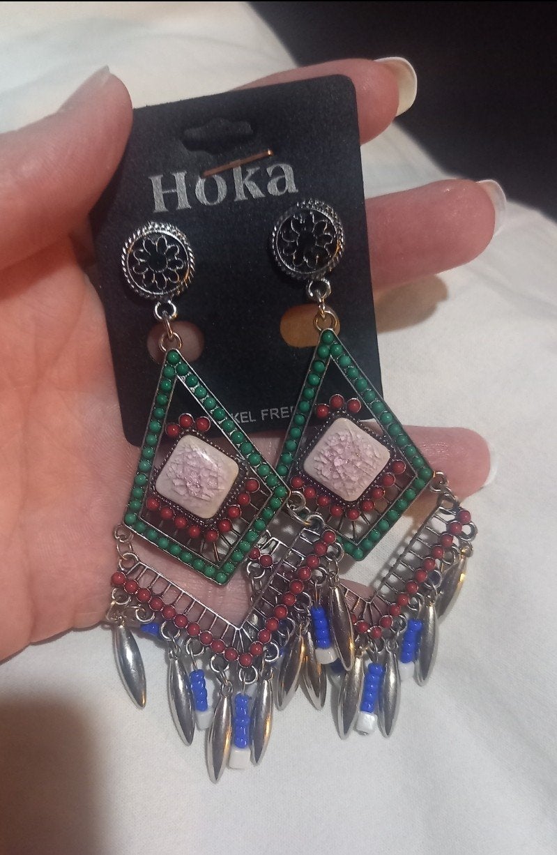 Nieuwe Boho Hippy Oorbellen - Kleurrijk en Stijlvol, Overige materialen, Hangers, Nieuw, Ophalen of Verzenden