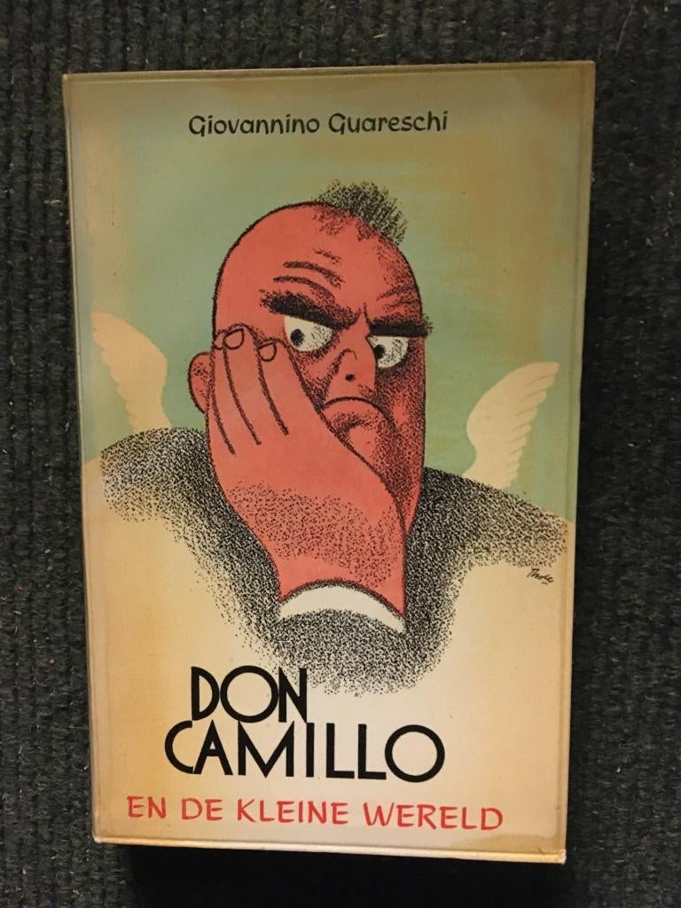 Don Camillo en de kleine wereld ; Giovannino Guareshi, Boeken, Literatuur, Gelezen, Europa overig, Ophalen of Verzenden