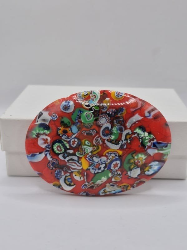 Glazen broche, Millefiori glaskralen,  Murano stijl, Ophalen of Verzenden, Mutano, ., .