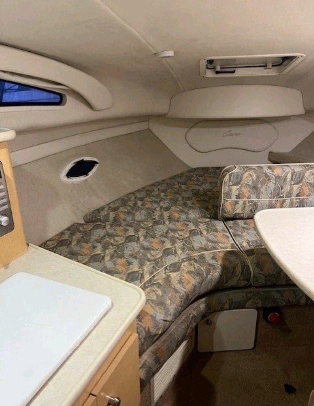 Foto 8 van Bayliner 265 WB Diesel 225 pk