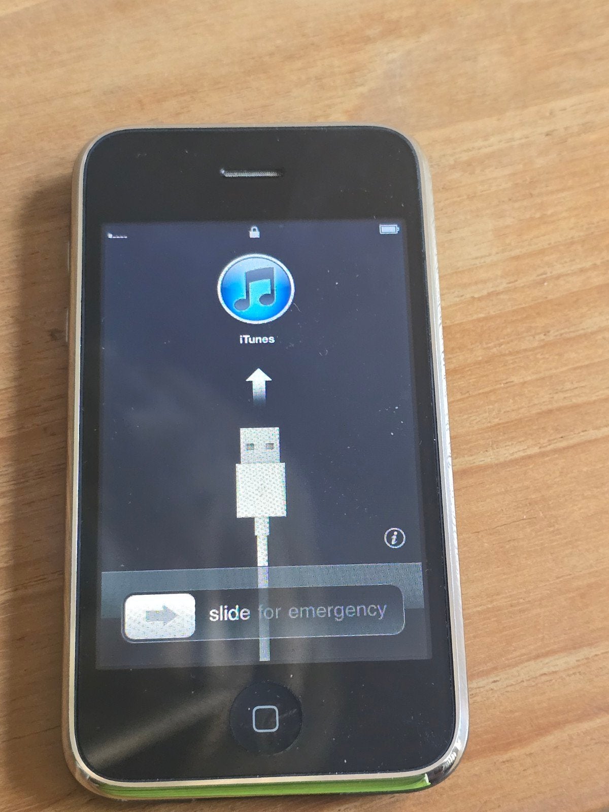 iPhone 3G (2e generatie) met doos en boekje, Telecommunicatie, Mobiele telefoons | Apple iPhone, Gebruikt, Zwart, Ophalen of Verzenden