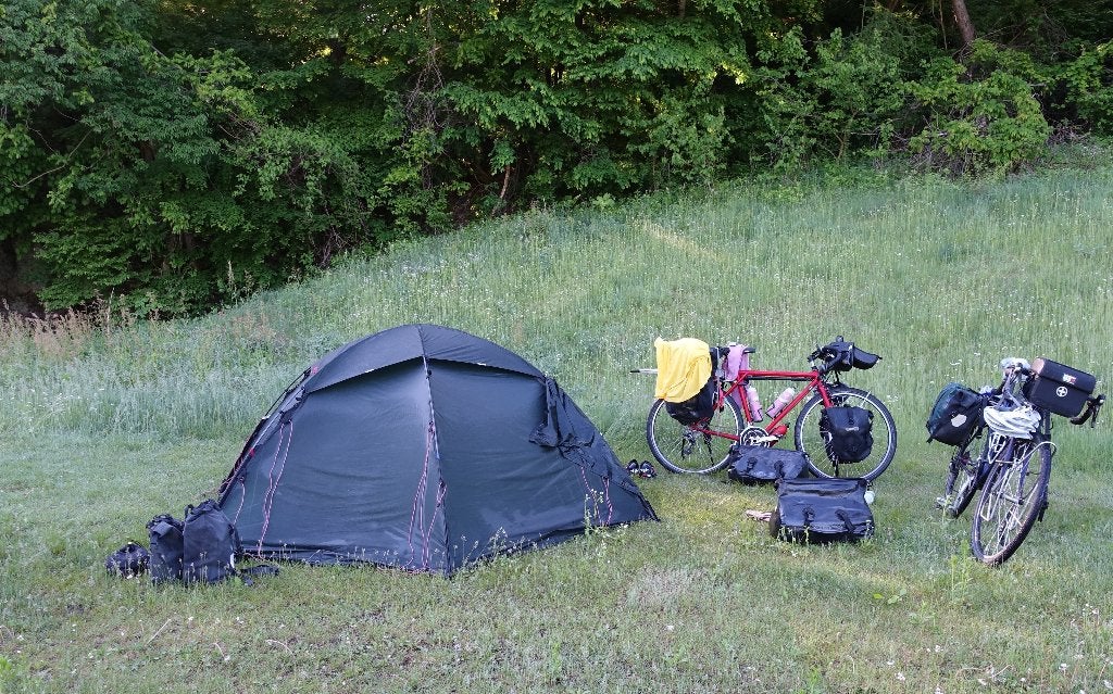 Hilleberg Staika 2-persoons tent - Robuust en betrouwbaar, Caravans en Kamperen, Tenten, Ophalen, Gebruikt, Tot en met 2