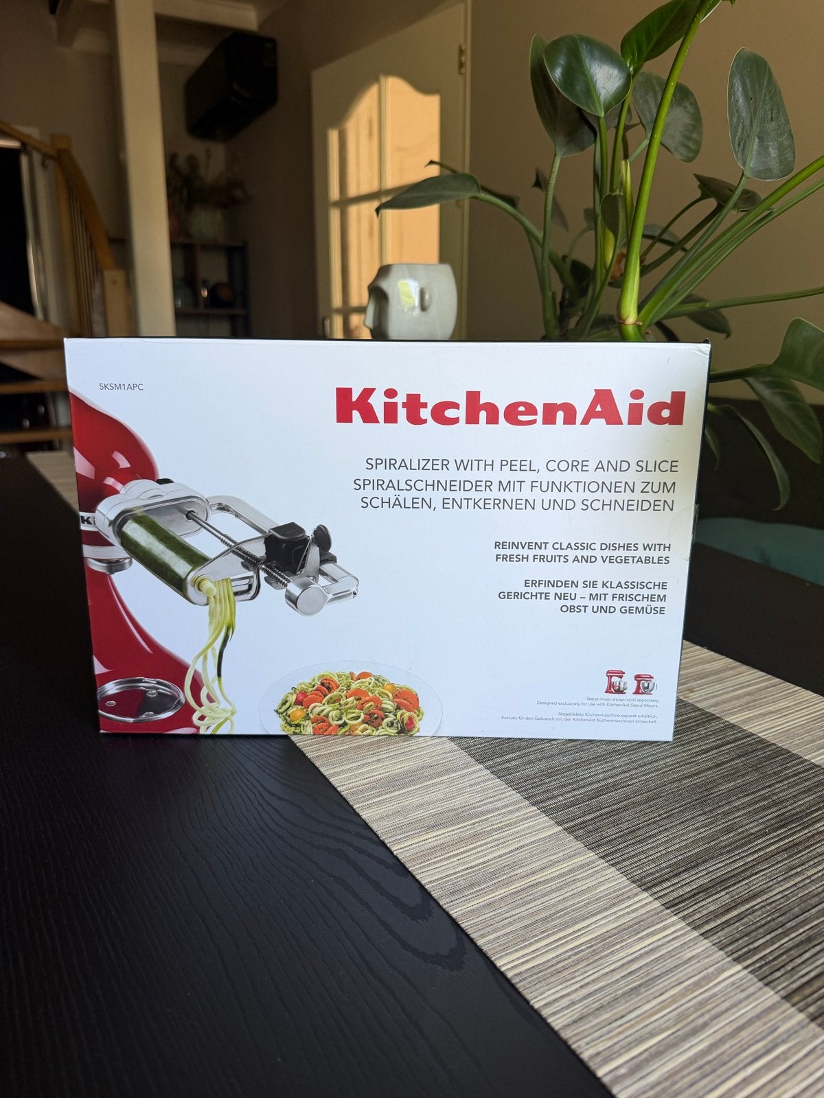 KitchenAid Spiraalsnijder met Schil-, Ontkern- en Snijfuncti, 4 liter of meer, Ophalen of Verzenden, Zo goed als nieuw, 3 snelheden of meer