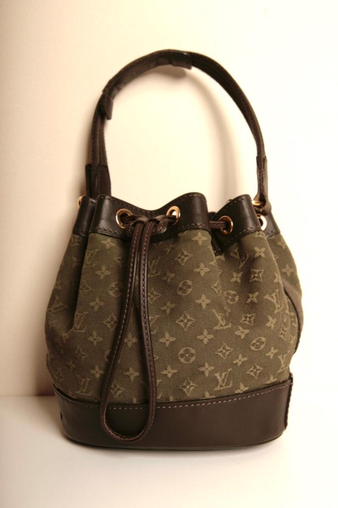 LOUIS VUITTON NANO NOÉ tas 1xgebruikt! Winkelprijs € 1200,-, Sieraden, Tassen en Uiterlijk, Ophalen of Verzenden, Zo goed als nieuw
