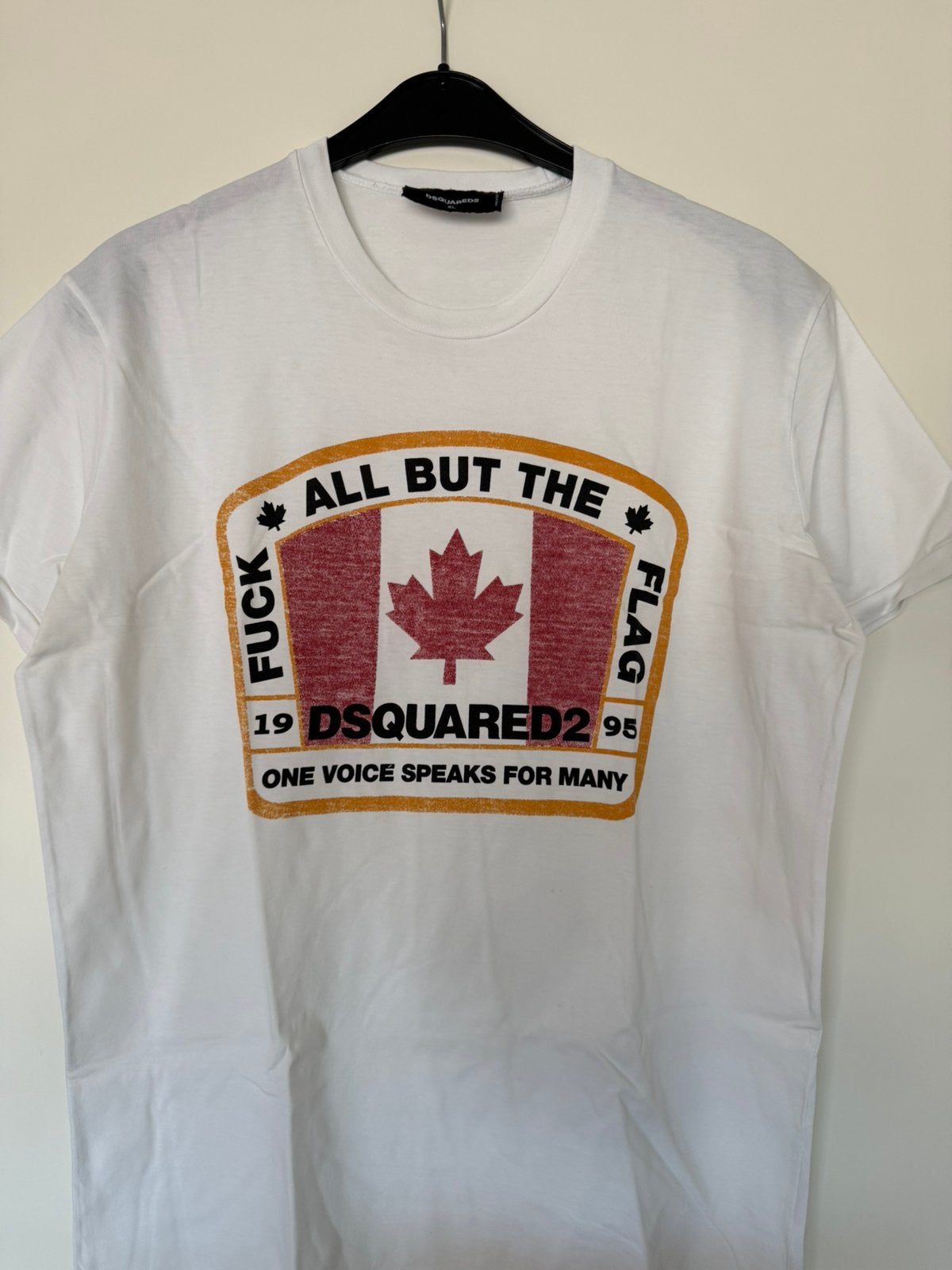 Dsquared2 T-shirt heren XL wit – Canada Maple Leaf graphic, Kleding | Heren, Ophalen of Verzenden, Zo goed als nieuw, Maat 56/58 (XL)