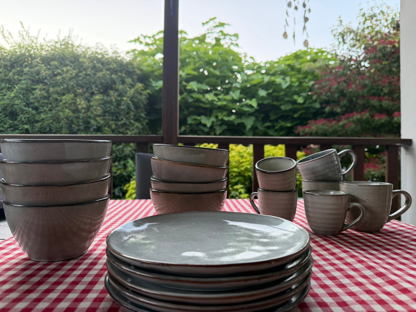Mica decoration Tabo grijs servies, Ophalen, Overige materialen, Overige merken, Zo goed als nieuw