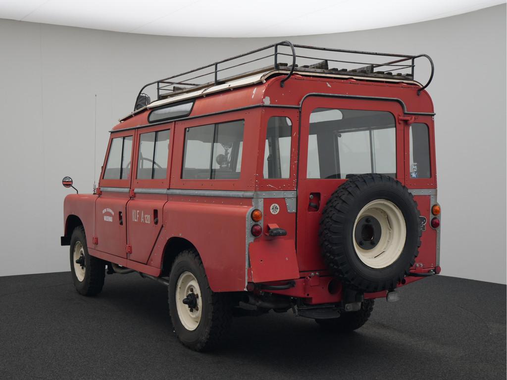 Land Rover 109 MK III 2.6L 83-86 Pk Petrol Kleinlöschfahrze, Auto's, Oldtimers, 86 pk, Land Rover, Overige carrosserieën, Bedrijf