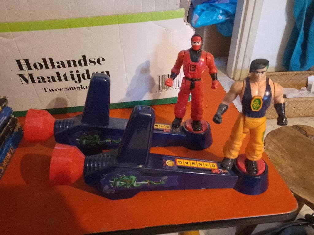 Dragon fighters jaren 90 speelgoed, Ophalen of Verzenden