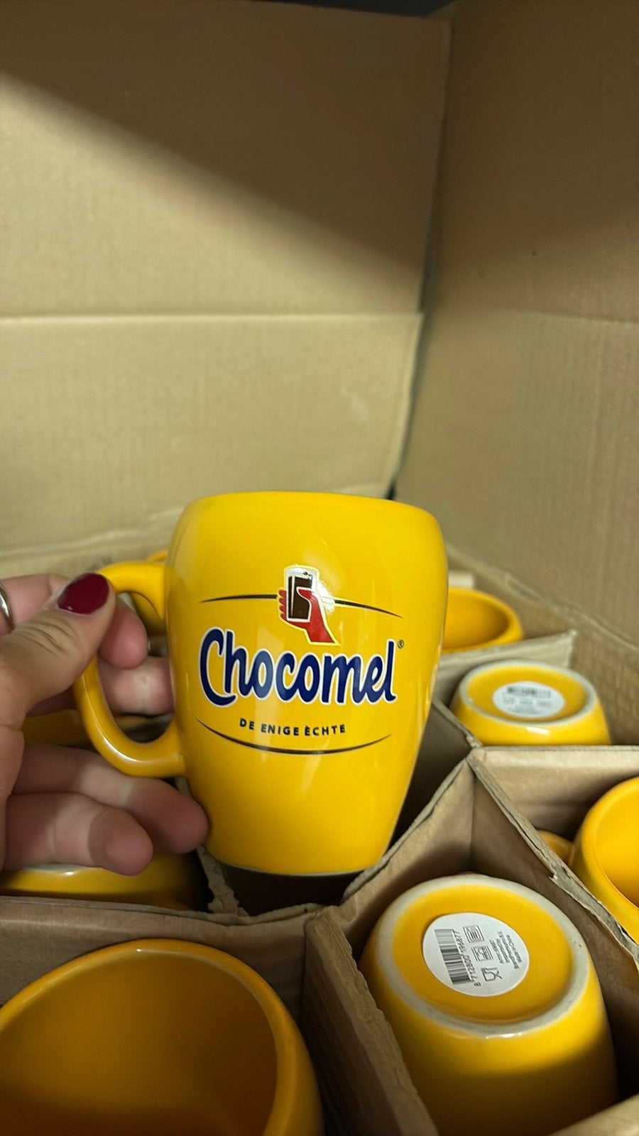 Chocomelk mokken geel 12 atuks, Verzamelen, Ophalen of Verzenden, Zo goed als nieuw, Overige typen