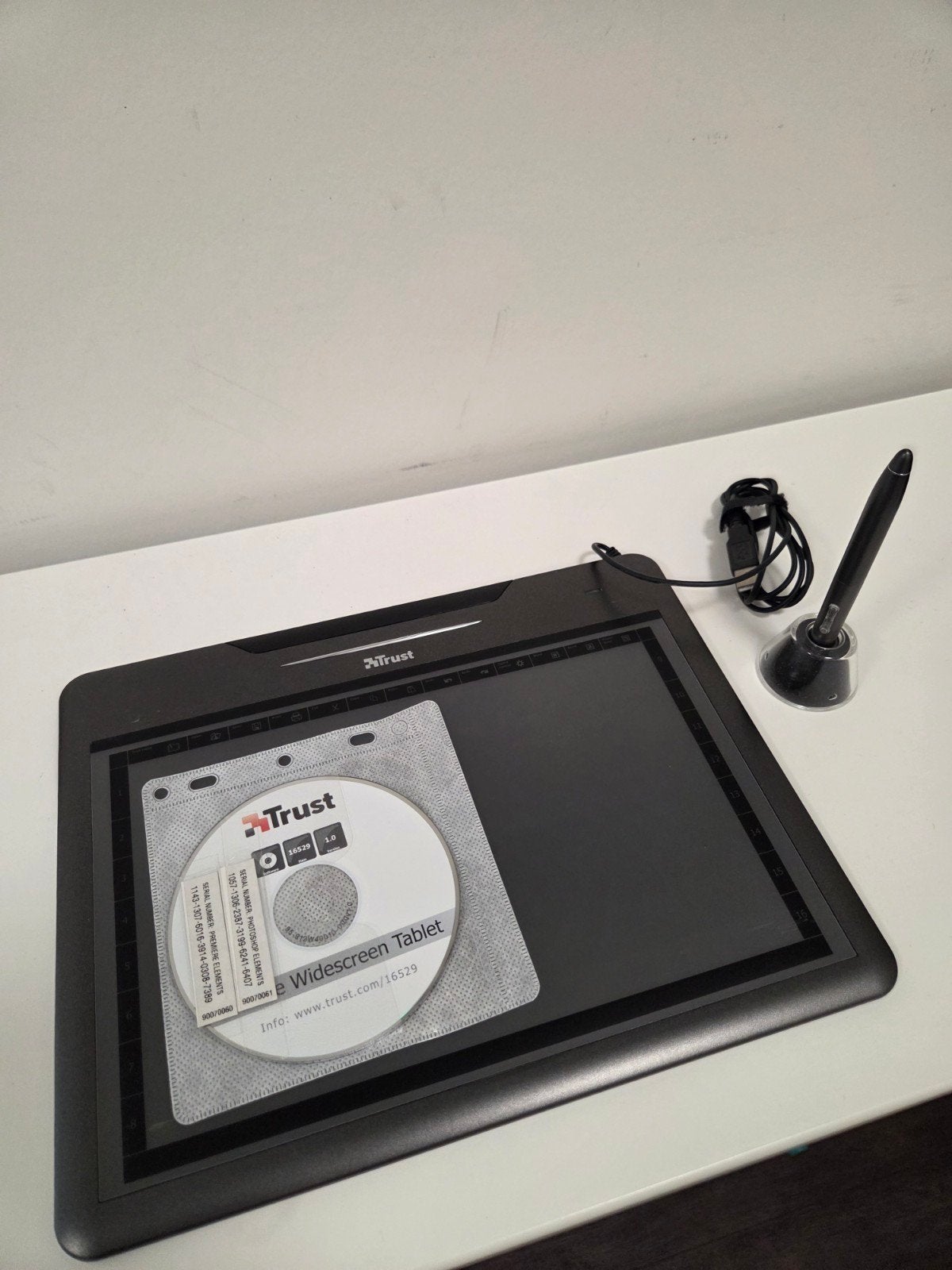 Trust Slimline Widescreen Tablet - Tekentablet, Computers en Software, Ophalen of Verzenden, Gebruikt, Bedraad, Trust