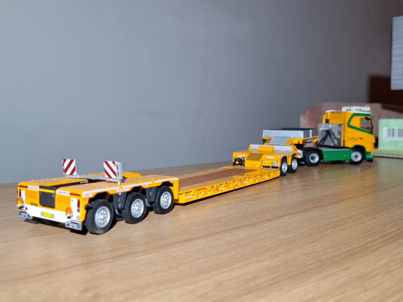 WSI P. VOS Volvo dieplader 1:50, Ophalen of Verzenden, Zo goed als nieuw, Bus of Vrachtwagen, Wsi