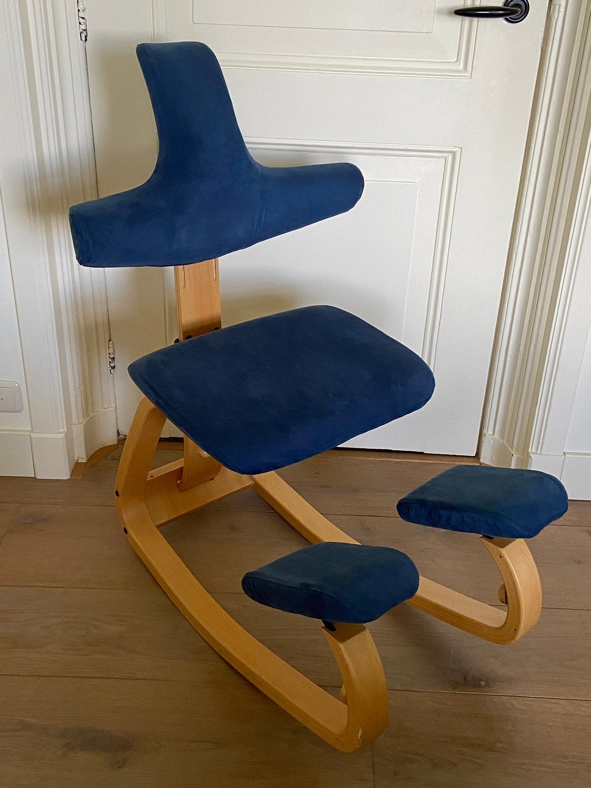 Stokke Varier Thatsit ergonomische kniestoel stoel, Ophalen, Zo goed als nieuw, Blauw