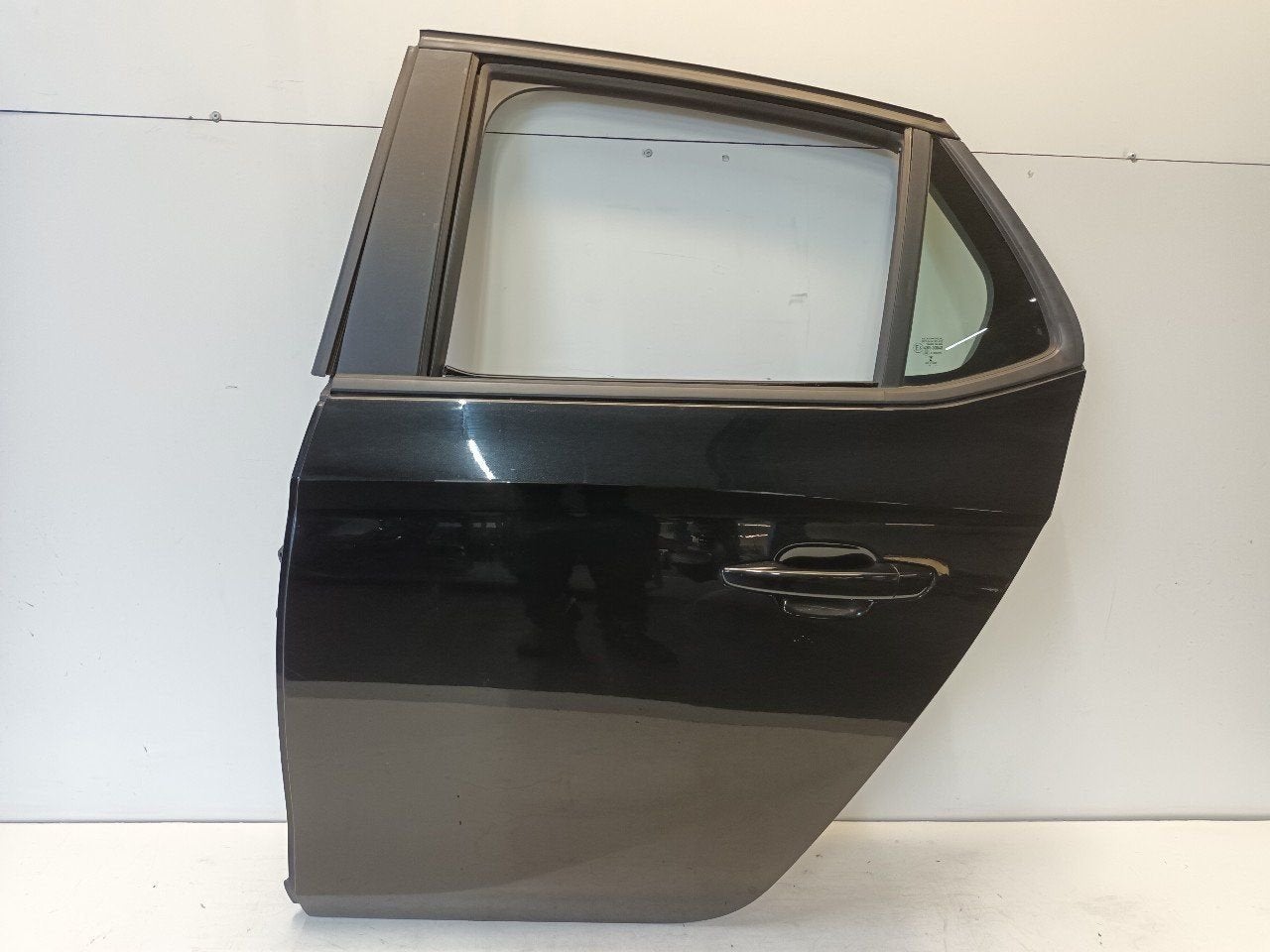 Portier links achter Opel Corsa, Auto-onderdelen, Carrosserie en Plaatwerk, Onderdelen@venauto.nl, Van der Ven Autorecycling B.V.