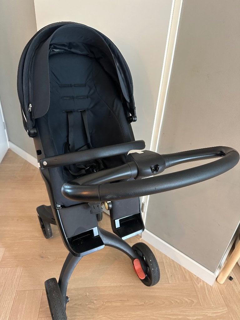 Stokke kinderwagen met reiswieg (goede staat), Gebruikt, Met reiswieg, Ophalen, Kinderwagen