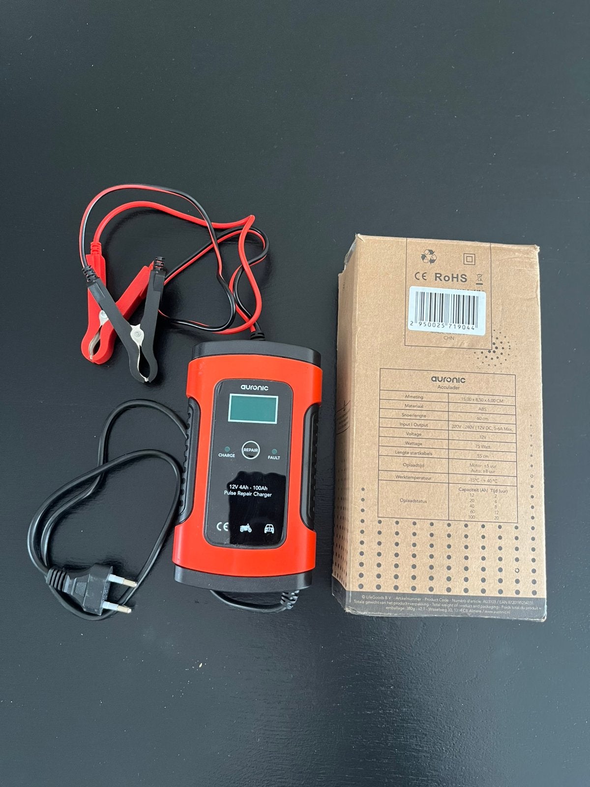 12 volt acculader nieuw., Auto-onderdelen, Ophalen of Verzenden, Nieuw
